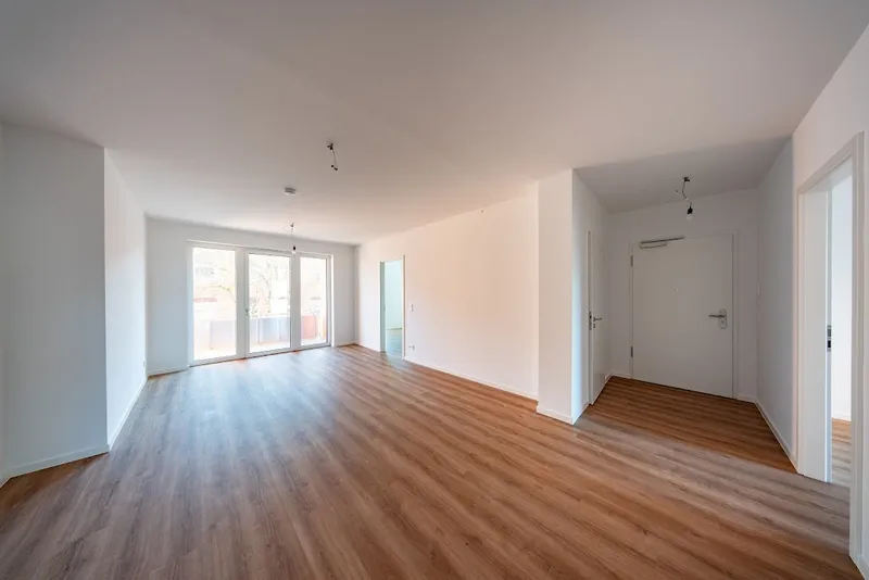 Neubauwohnung mit Fußbodenheizung im Erstbezug / WBS 220/180/160 erforderlich — photo 1